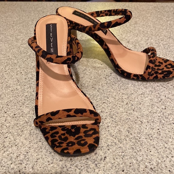 Steven by Steve Madden “Jersey” Leopard Heel-Size 6 - Picture 2 of 9